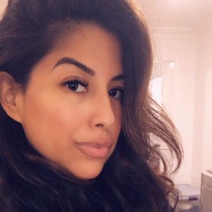 Meet your Posher, Mireya